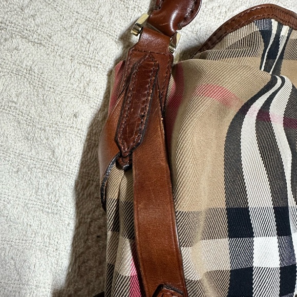 Burberry Bridle Gosford Hobo House
Canvas Handbag - Picture 3 of 16